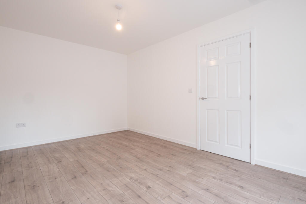 3 bedroom house at The Gateway - Image 25