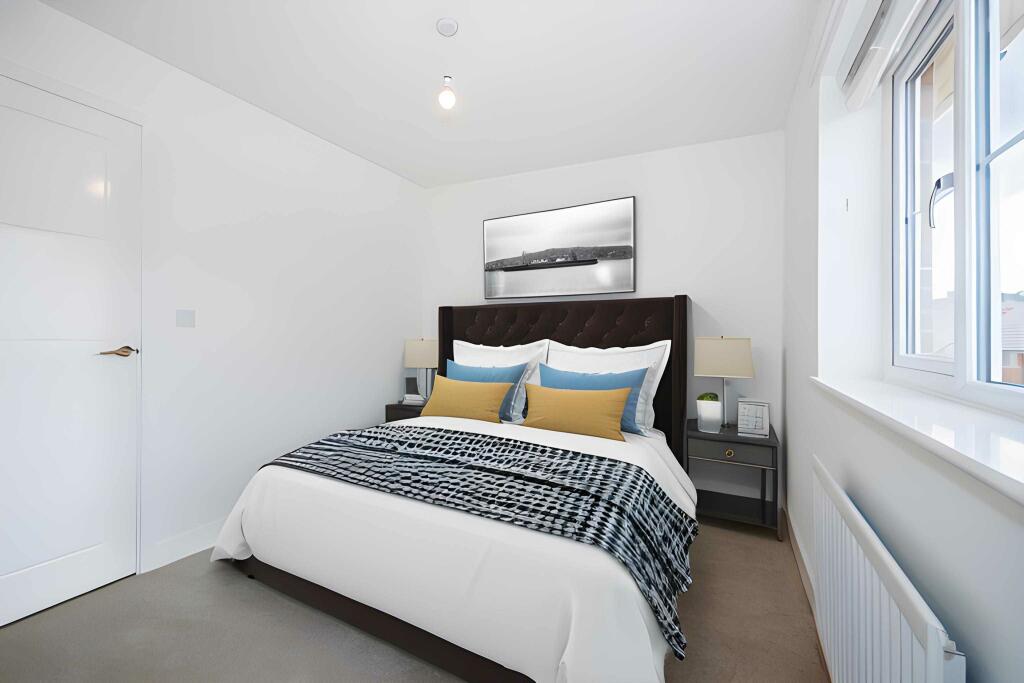 3 bedroom house at The Gateway - Image 11