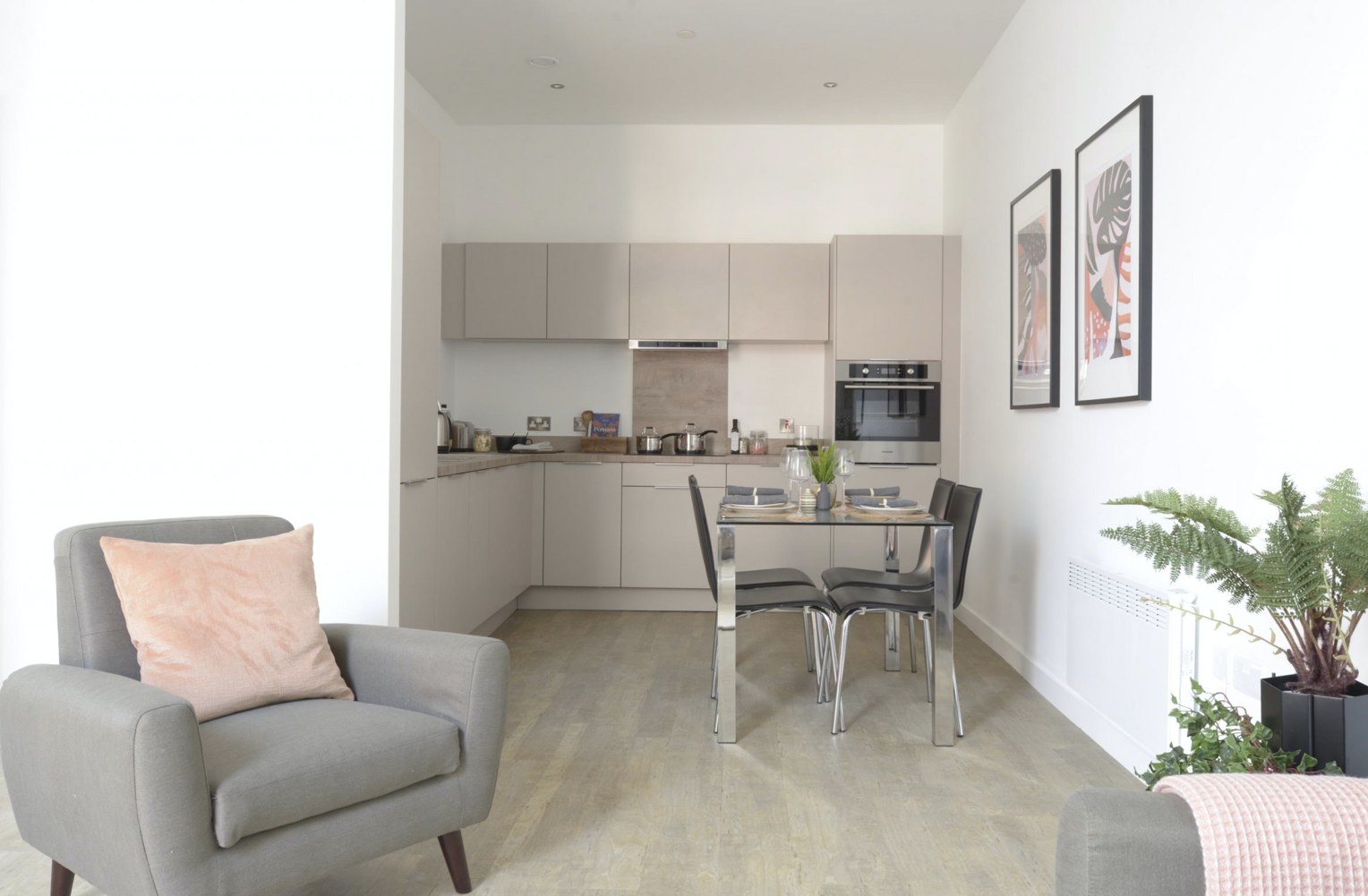 2 bedroom apartment at Allegro - Image 4