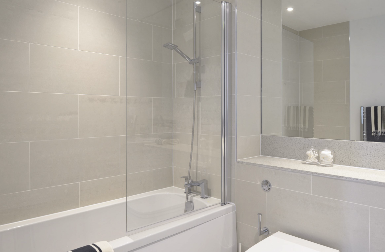 3 bedroom apartment at Allegro - Image 14