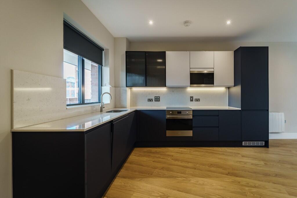 1 bedroom apartment at Enclave: Birmingham City - Image 9