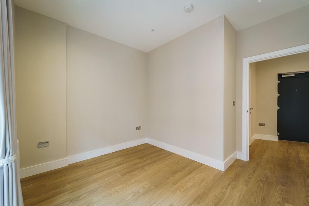 1 bedroom apartment at Enclave: Birmingham City - Image 11