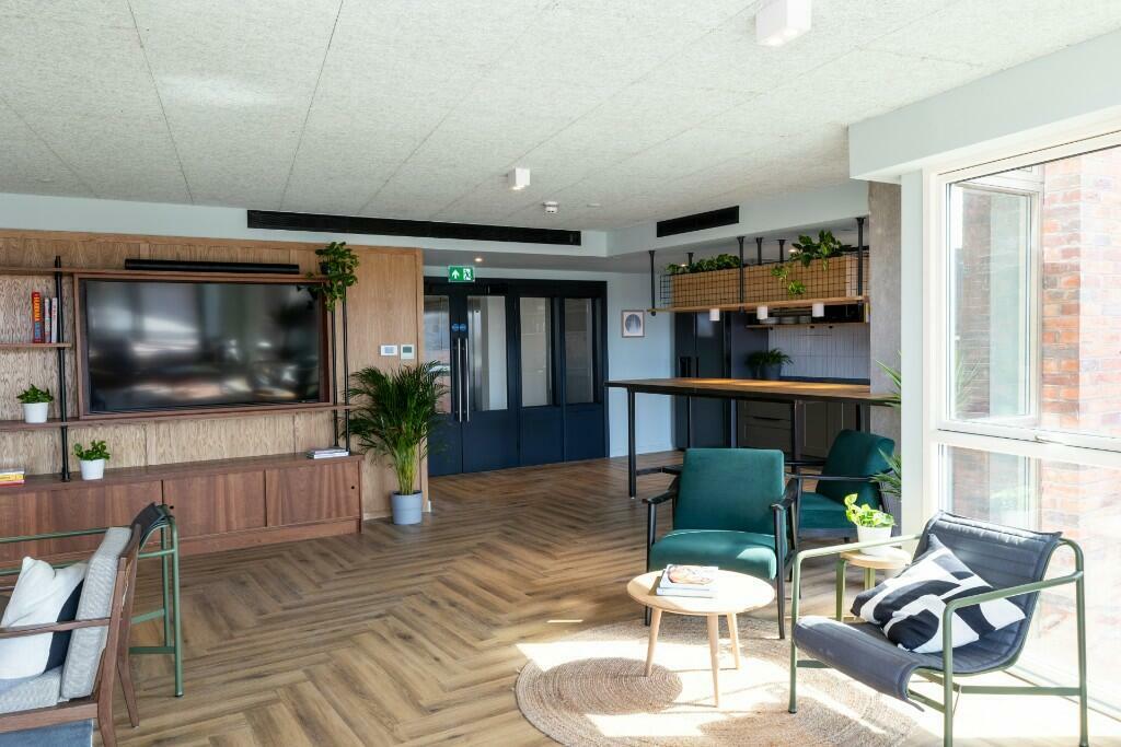 1 bedroom apartment at Hairpin House - Image 7