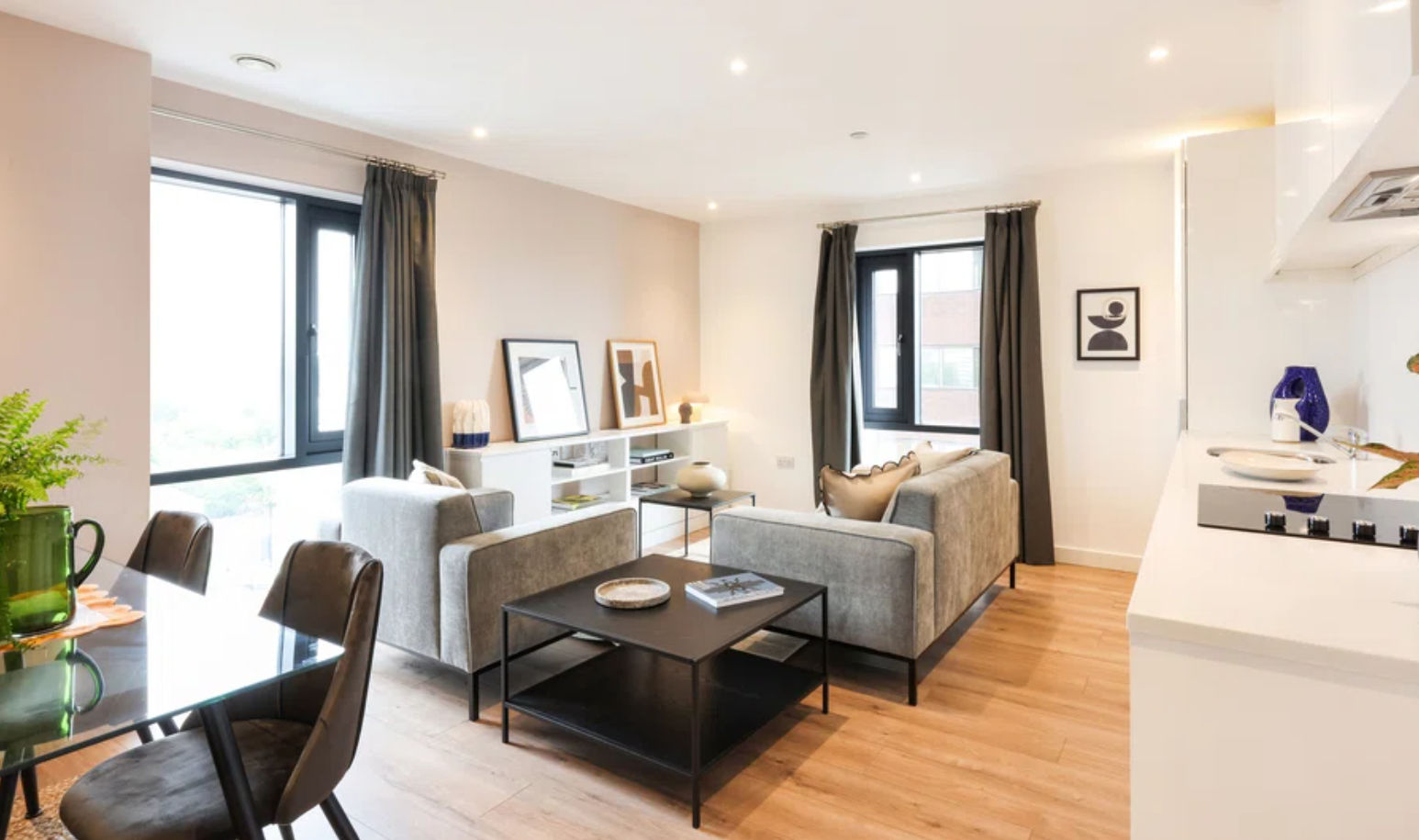 2 bedroom apartment at The Lansdowne - Image 1