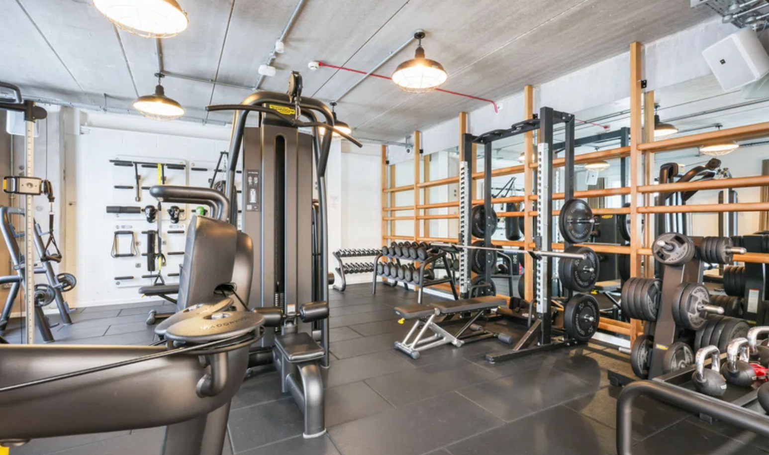 2 bedroom apartment at The Lansdowne - Image 14