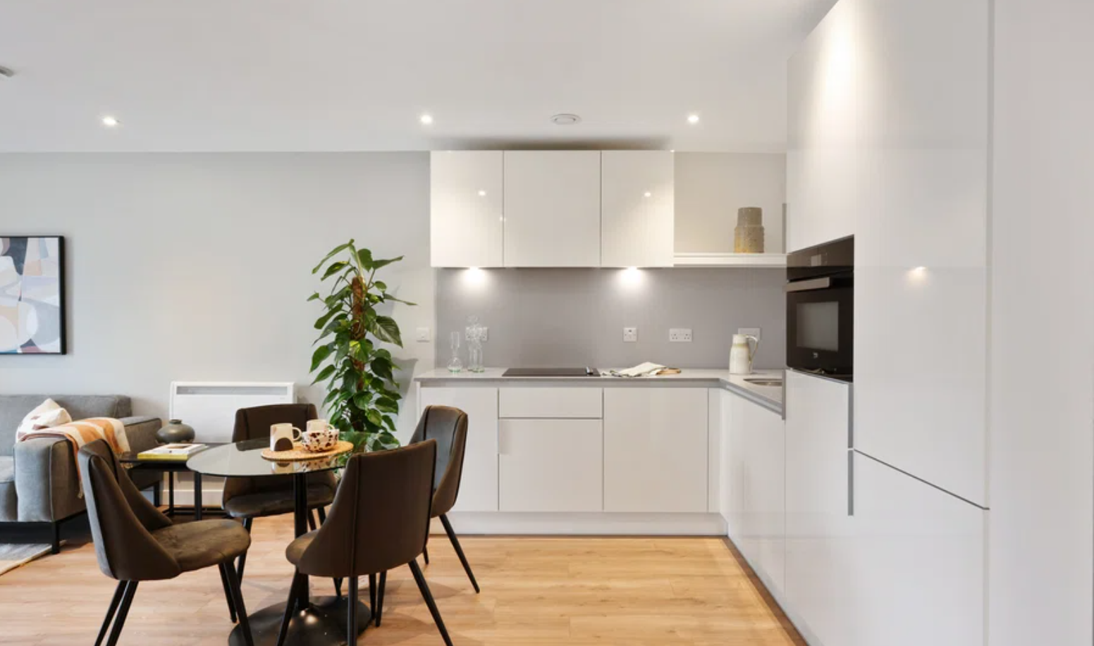 1 bedroom apartment at The Lansdowne - Image 25