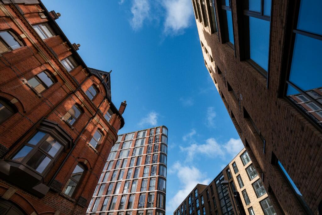 2 bedroom apartment at U&A - Image 10