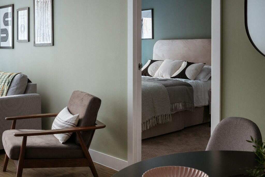 3 bedroom apartment at U&A - Image 14