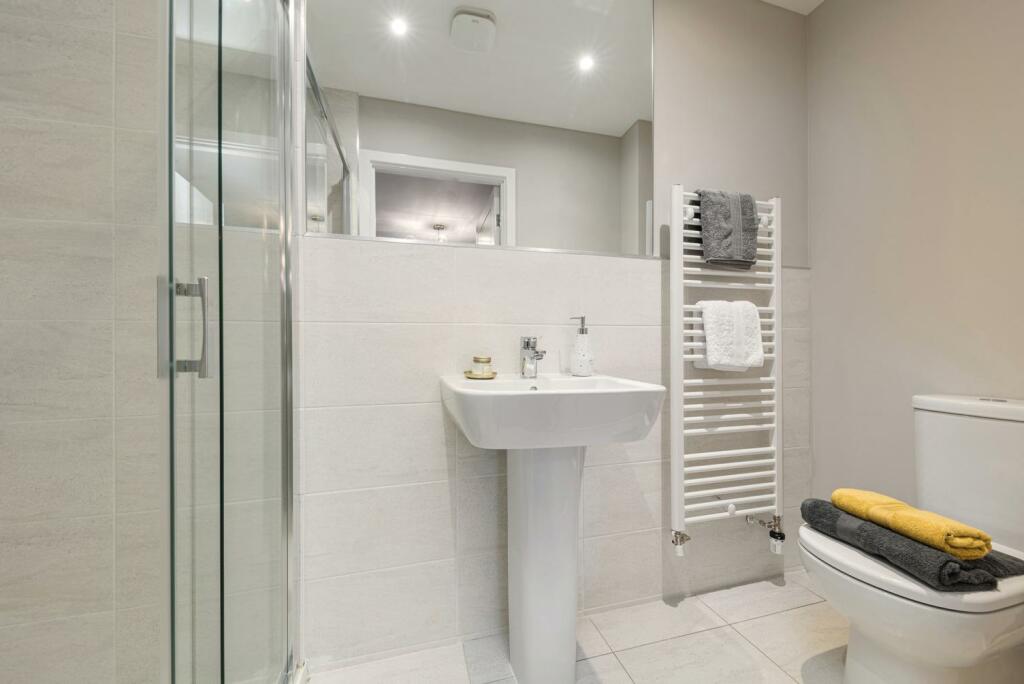 3 bedroom house at Bishops Park II - Image 11