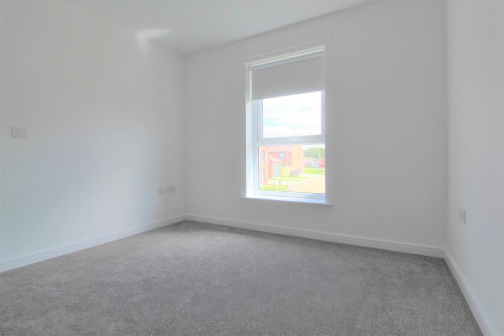 3 bedroom house at Kirkleatham Green - Image 11