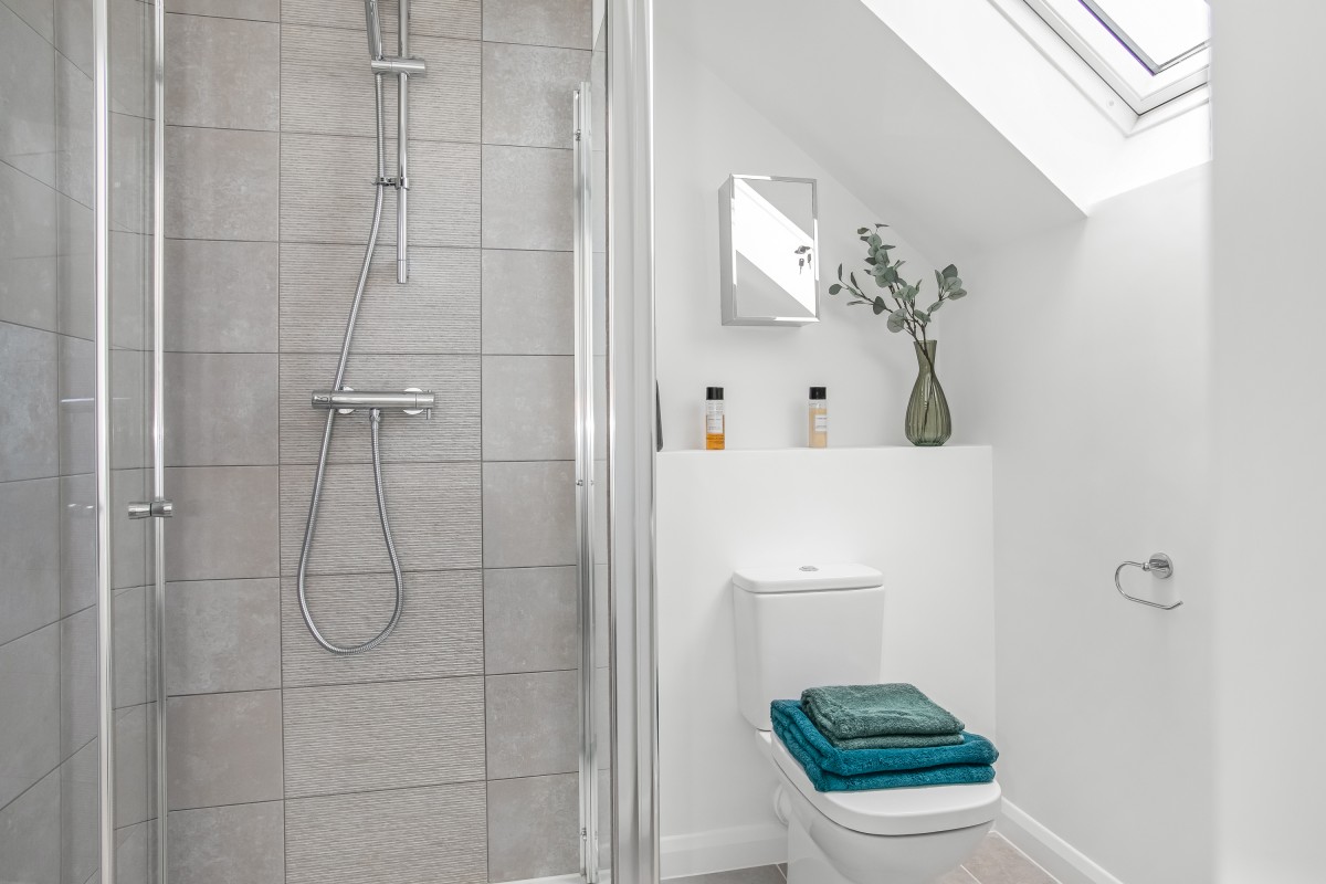 3 bedroom house at Spinning Fields - Image 8