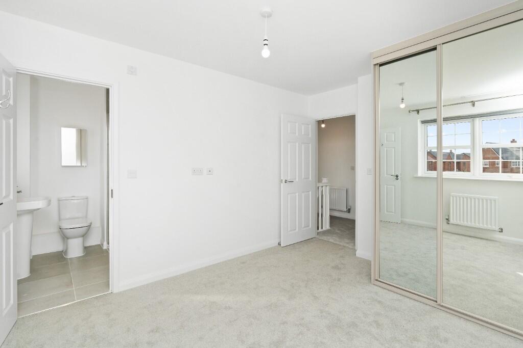 3 bedroom house at Spinning Fields - Image 1