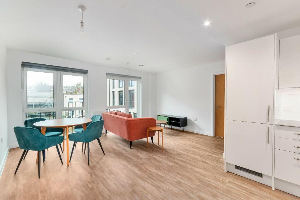 2 bedroom apartment at The Blockhouse - Image 21