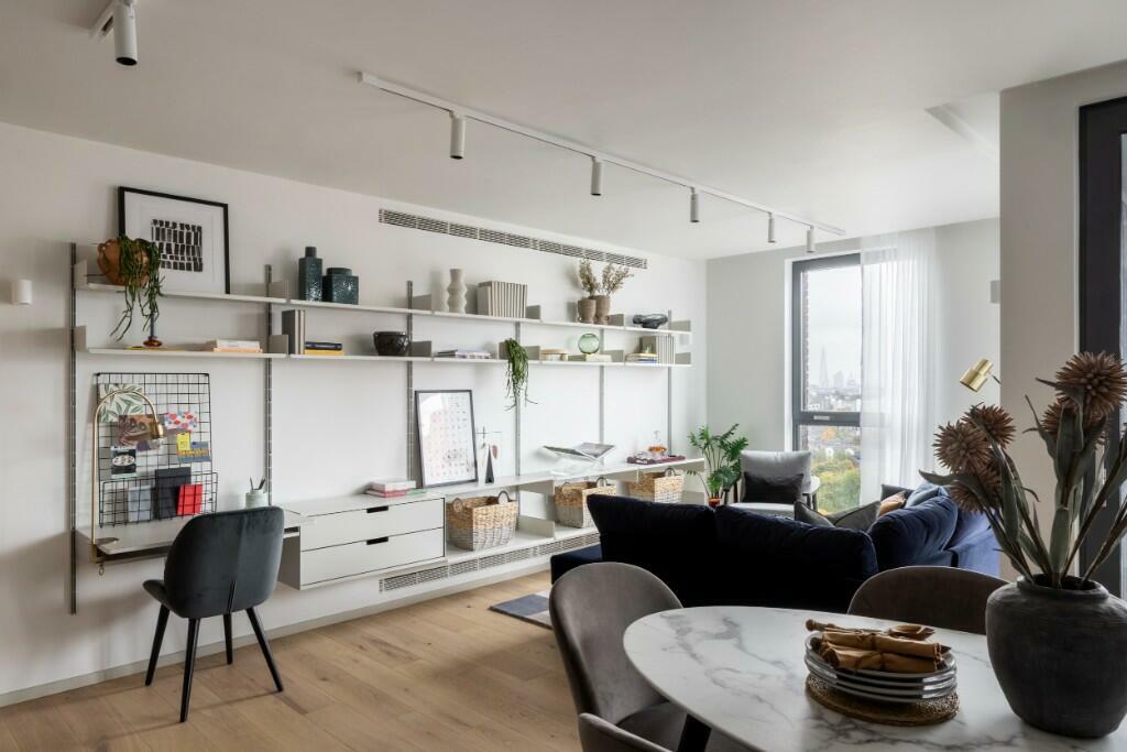3 bedroom apartment at Author King's Cross - Image 8