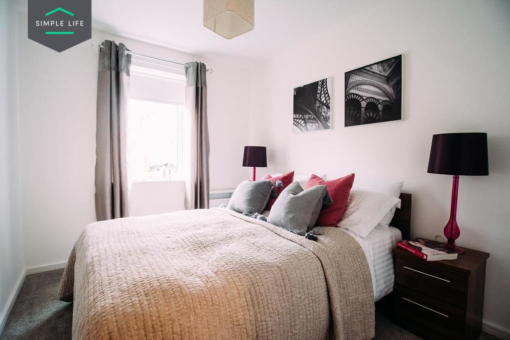 2 bedroom apartment at Earle Street - Image 16