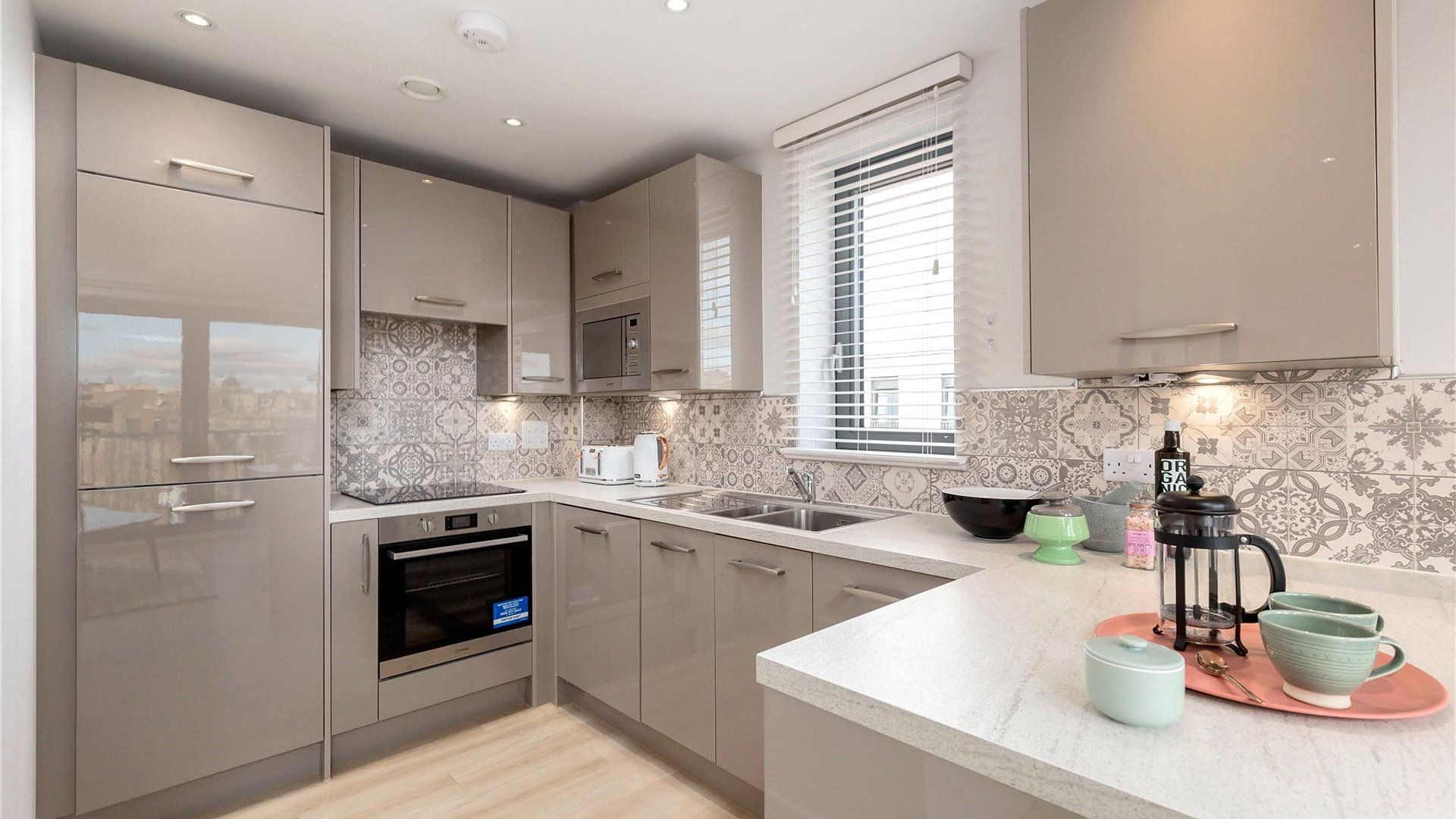 1 bedroom apartment at Lochrin Quay - Image 9