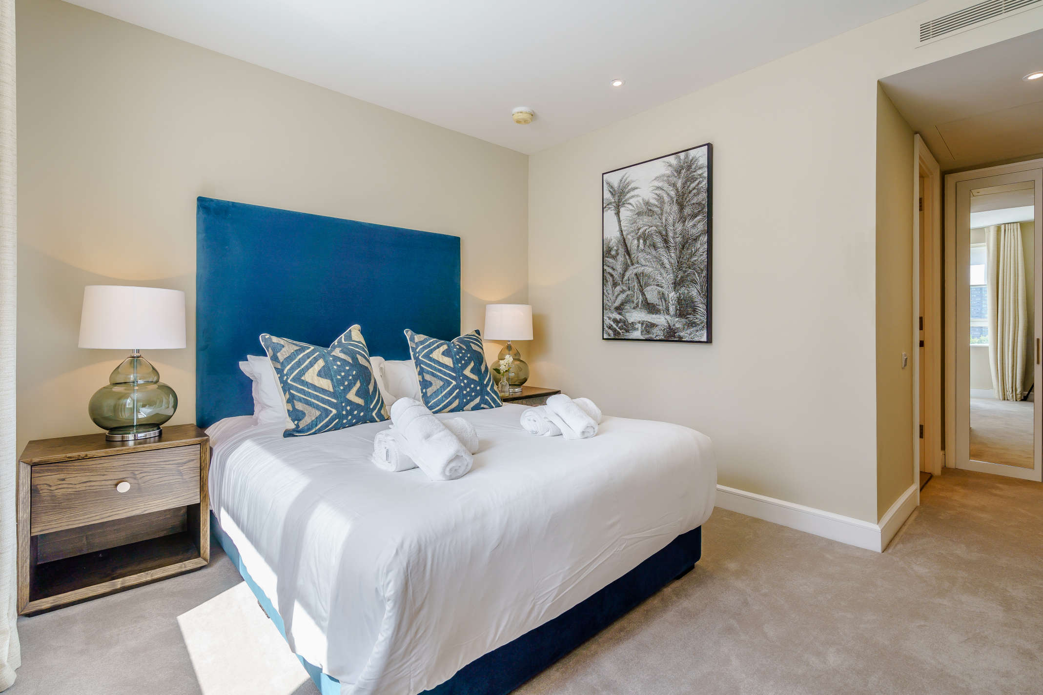 2 bedroom apartment at Circus Apartments - Image 21