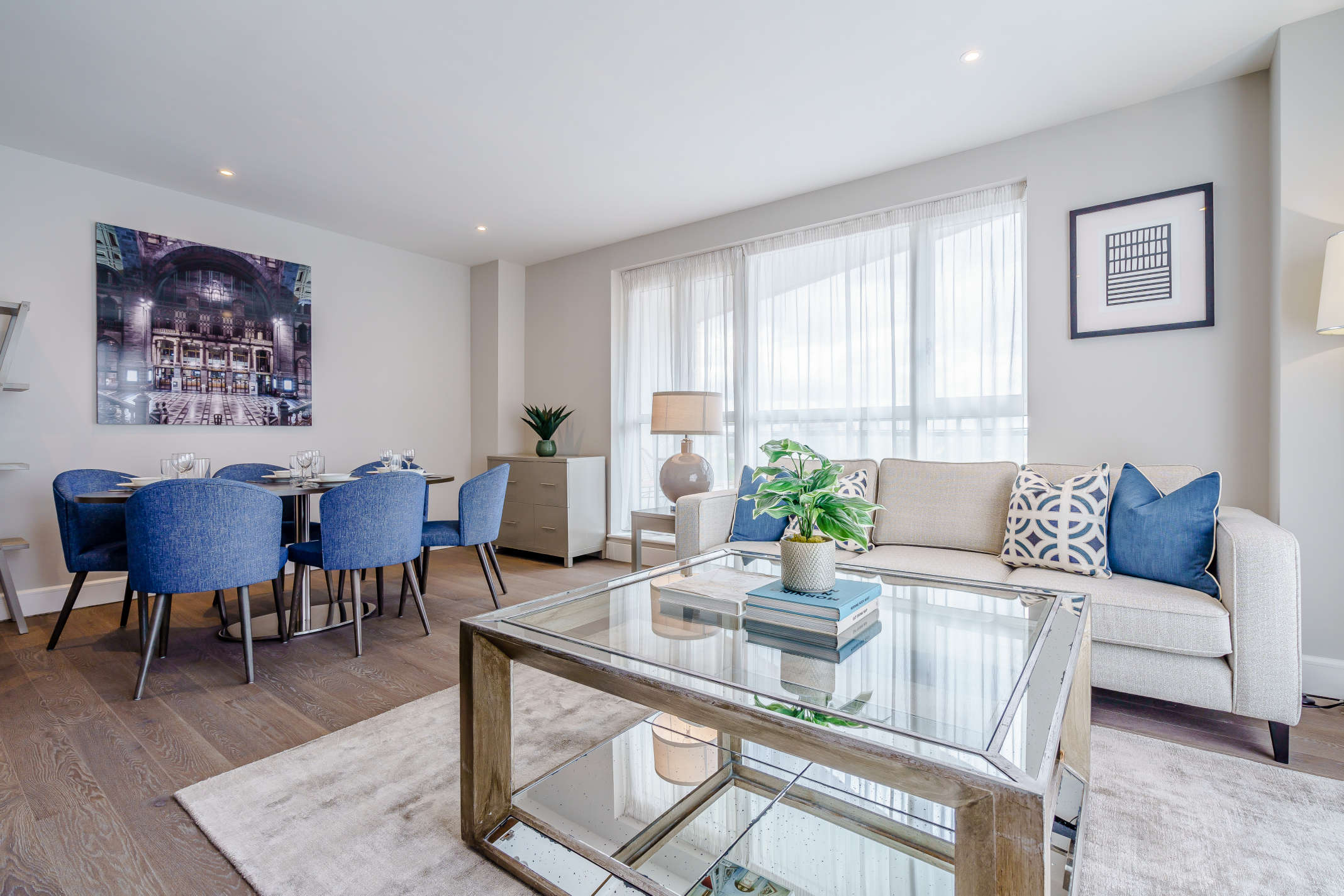 2 bedroom apartment at Circus Apartments - Image 28