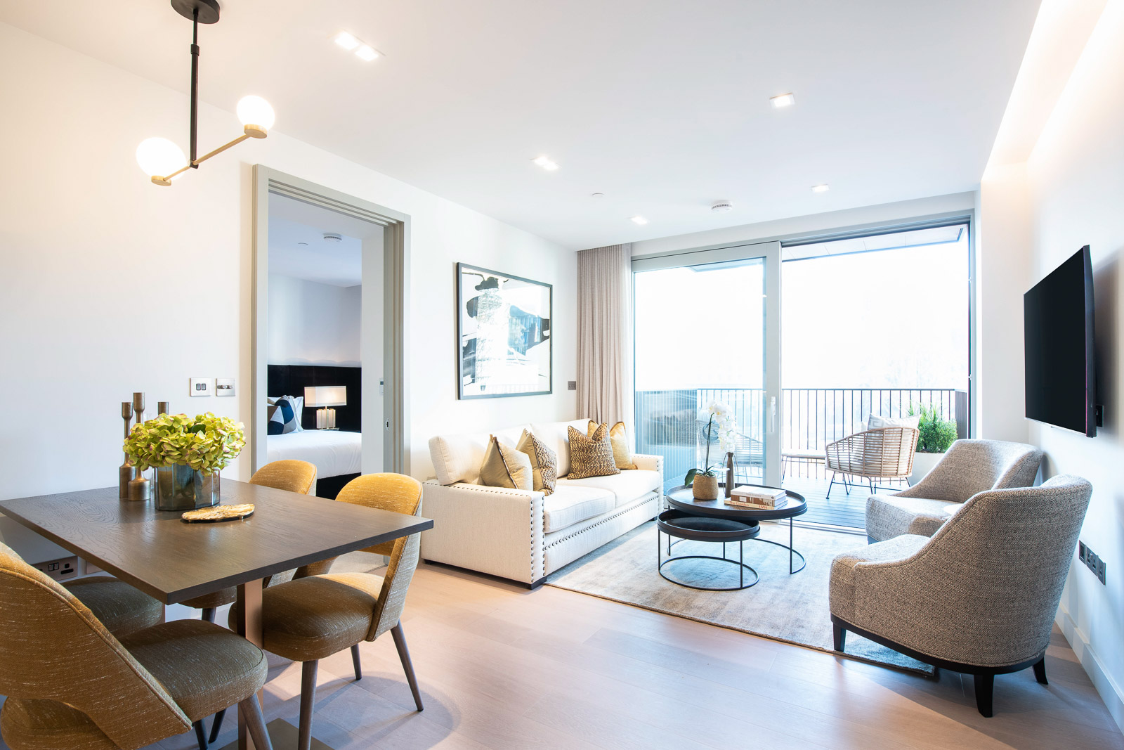 2 bedroom apartment at Garrett Mansions - Image 25