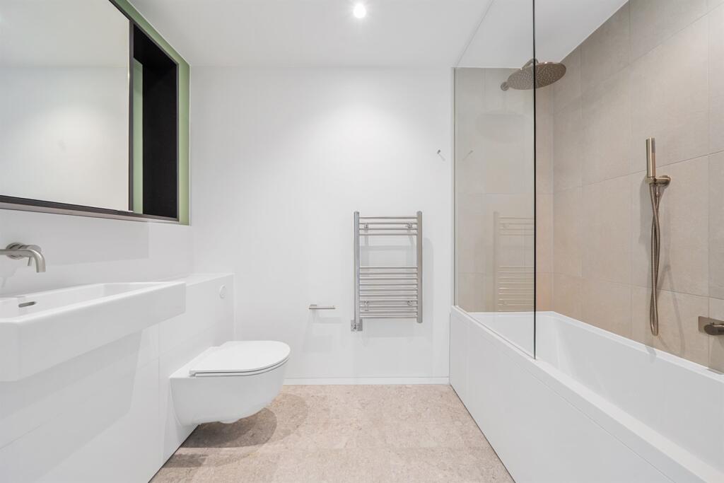 Studio apartment at Upper Riverside - Image 15