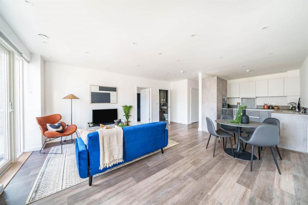 2 bedroom apartment at Beam Park - Image 3