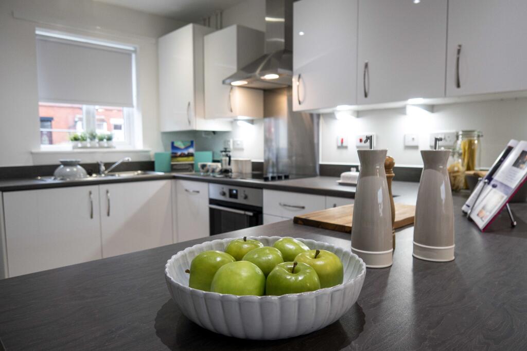 2 bedroom house at Beaumont Manor - Image 2