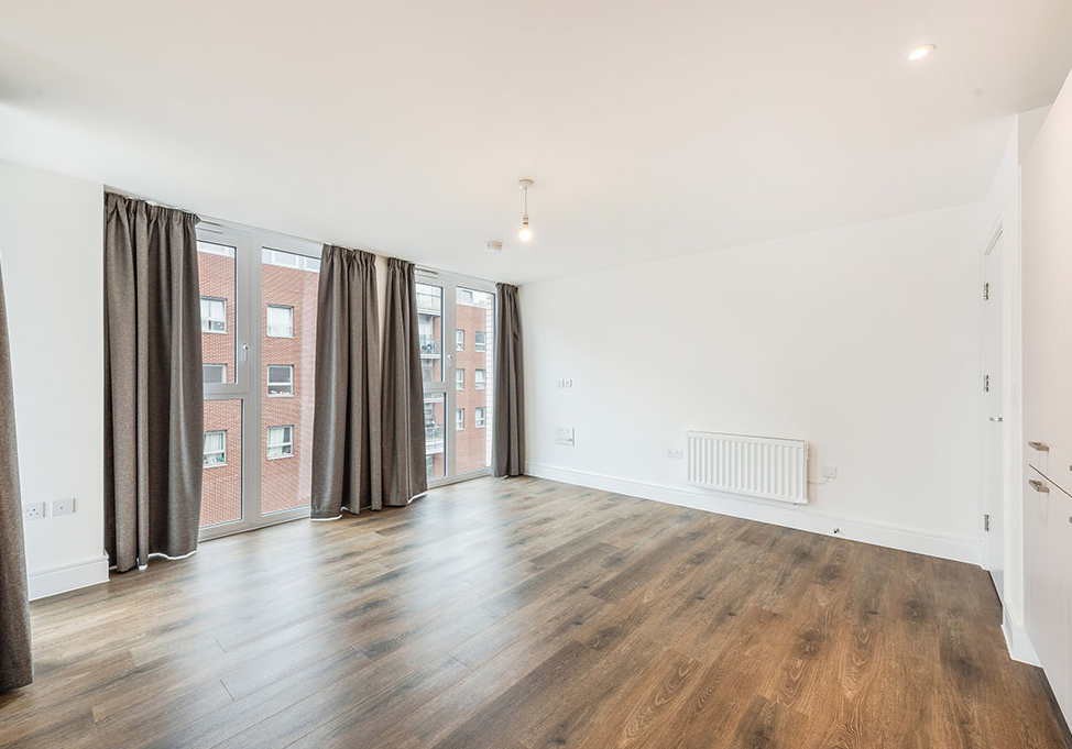 2 bedroom apartment at Howard Court - Image 7
