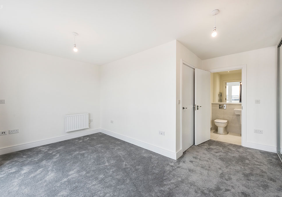 2 bedroom duplex at Howard Court - Image 1