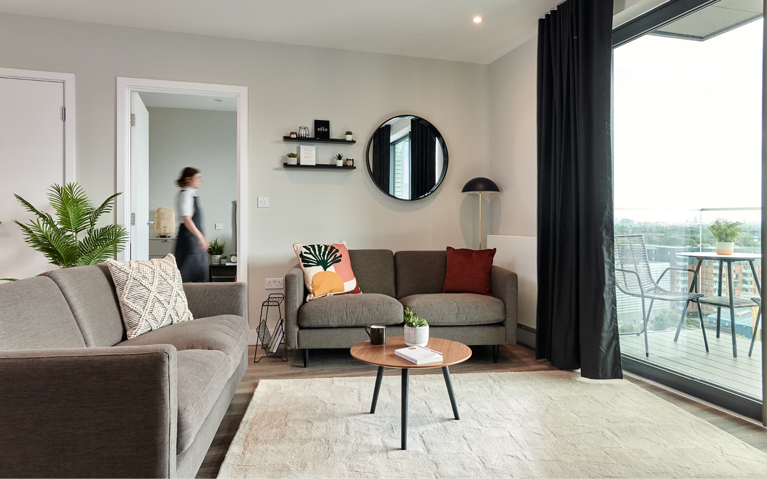 3 bedroom apartment at Apo Kew Bridge - Image 8