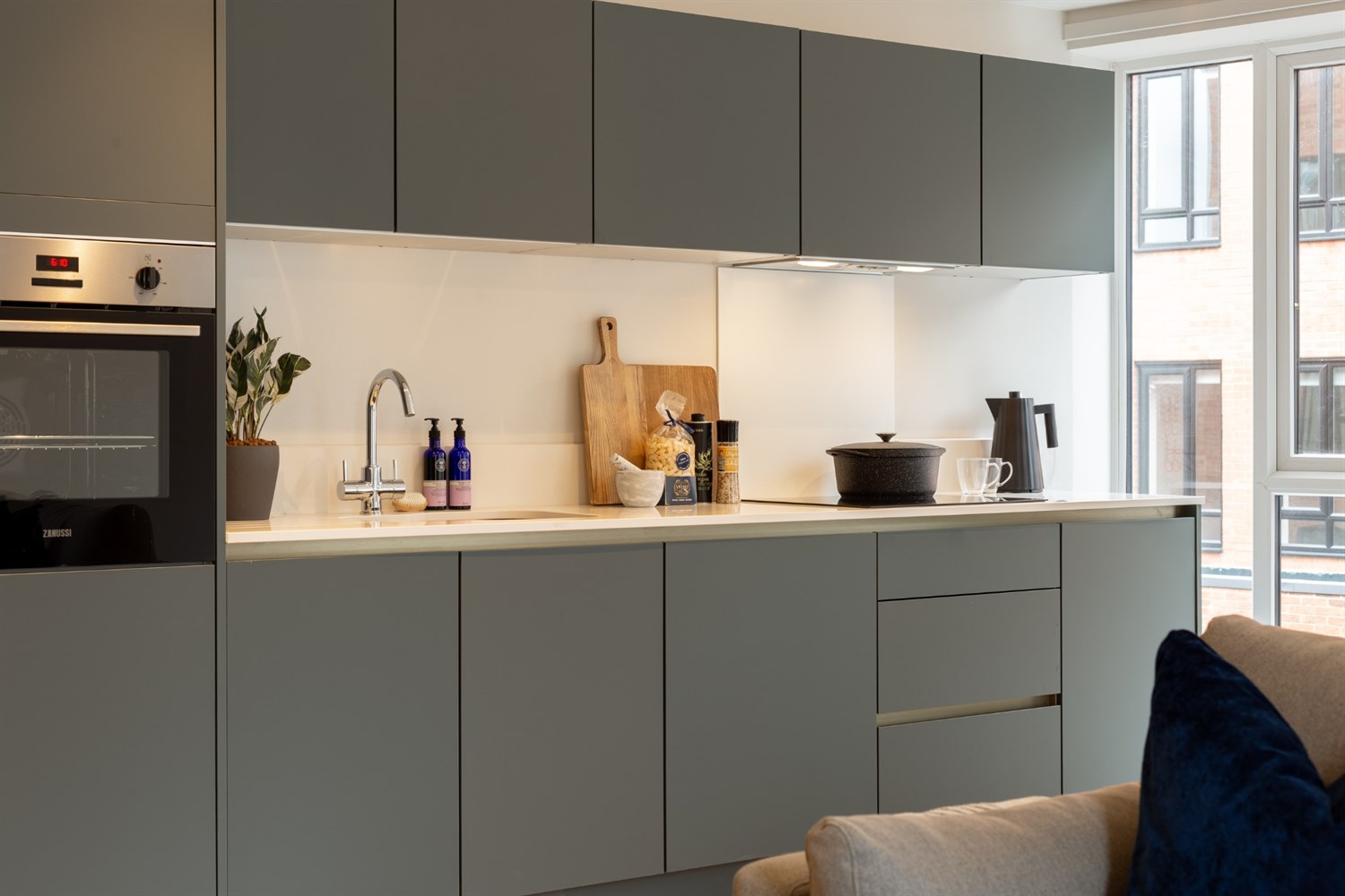 2 bedroom apartment at Casa, Abbey Court - Image 5