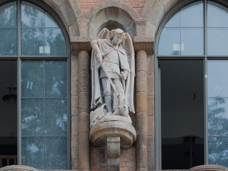 2 bedroom apartment at Clarendon Quarter - Image 17