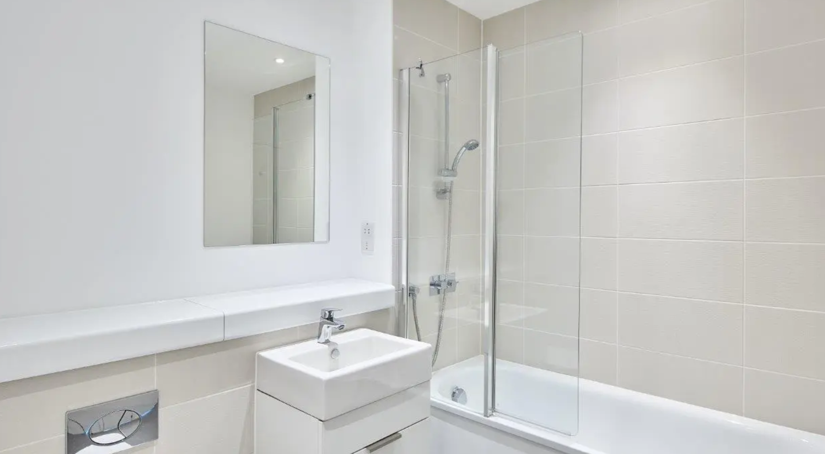 1 bedroom apartment at The Wullcomb - Image 12