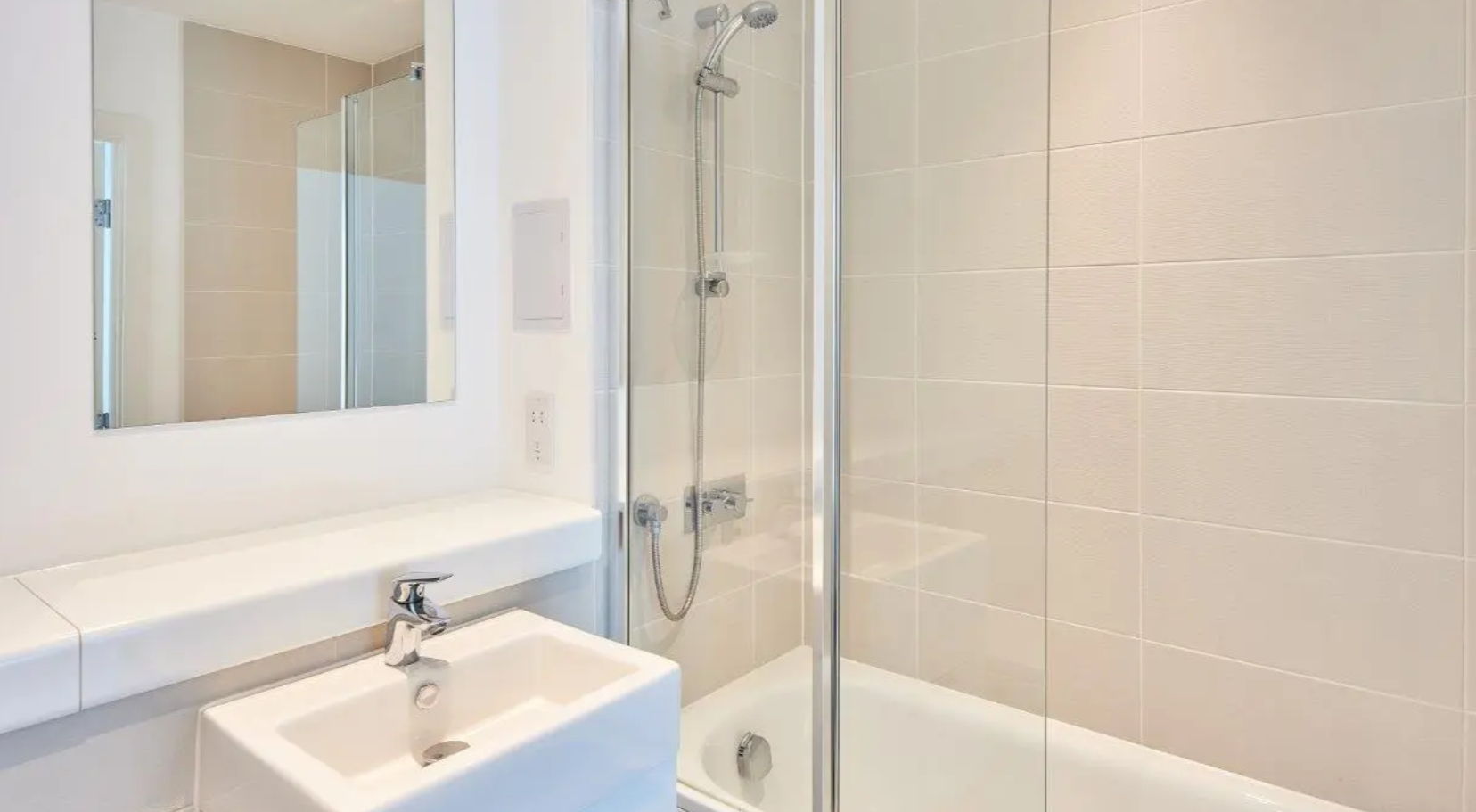 1 bedroom apartment at The Wullcomb - Image 20