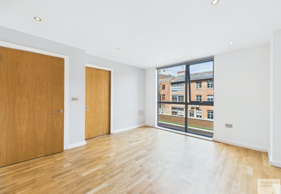 1 bedroom apartment at Flint Glass Wharf - Image 2
