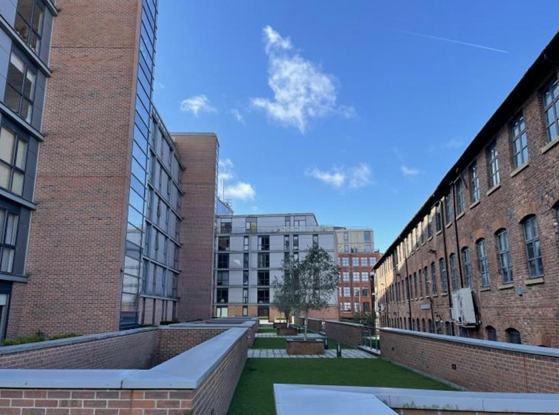 2 bedroom apartment at Flint Glass Wharf - Image 13