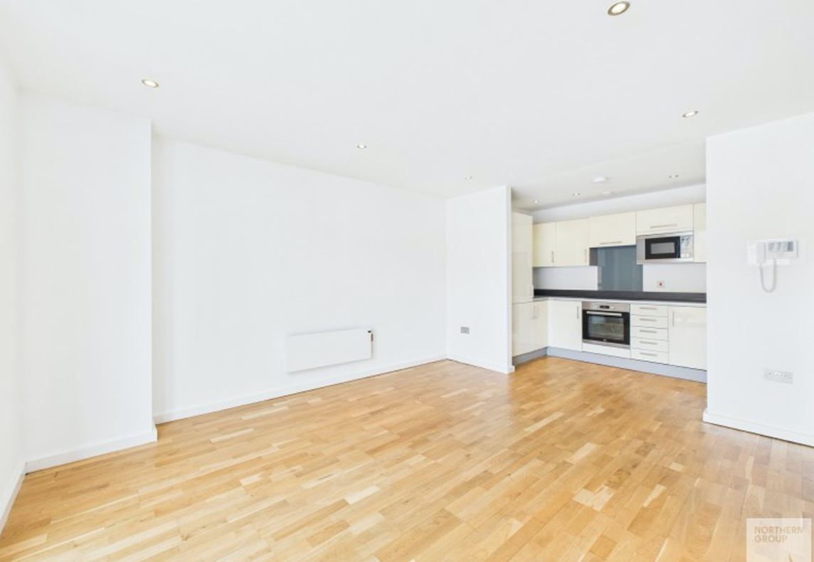 2 bedroom apartment at Flint Glass Wharf - Image 8