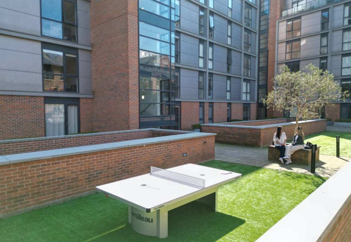 2 bedroom apartment at Flint Glass Wharf - Image 9