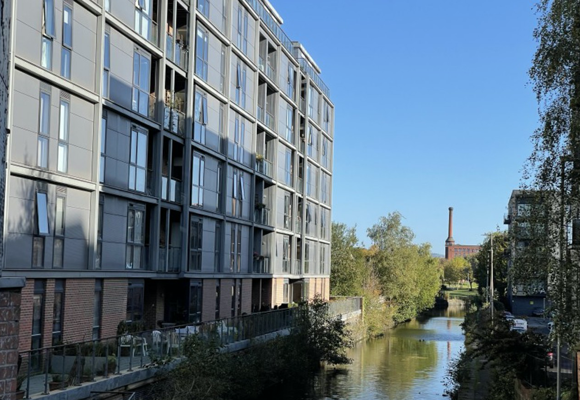 2 bedroom apartment at Flint Glass Wharf - Image 15