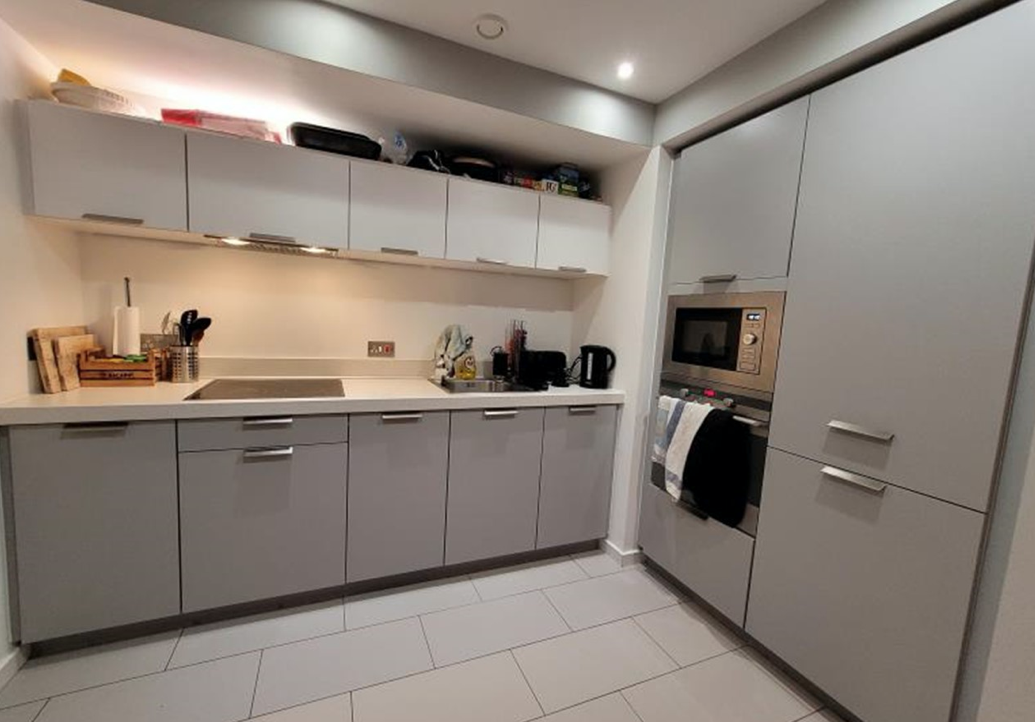 2 bedroom apartment at Ice Plant - Image 4