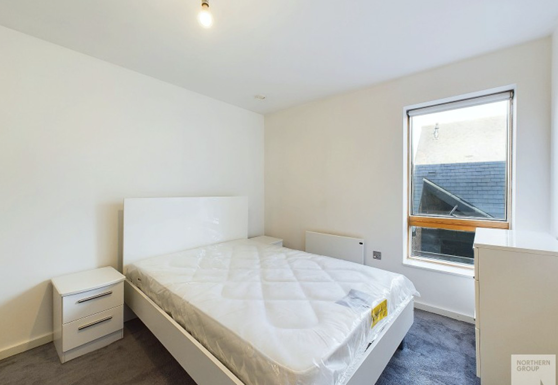 2 bedroom apartment at Ice Plant - Image 6