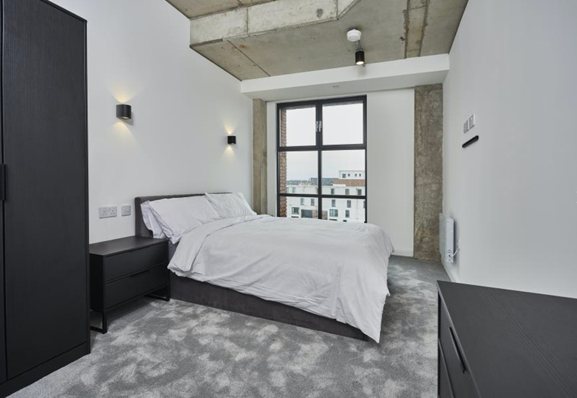 3 bedroom apartment at One Silk Street - Image 2