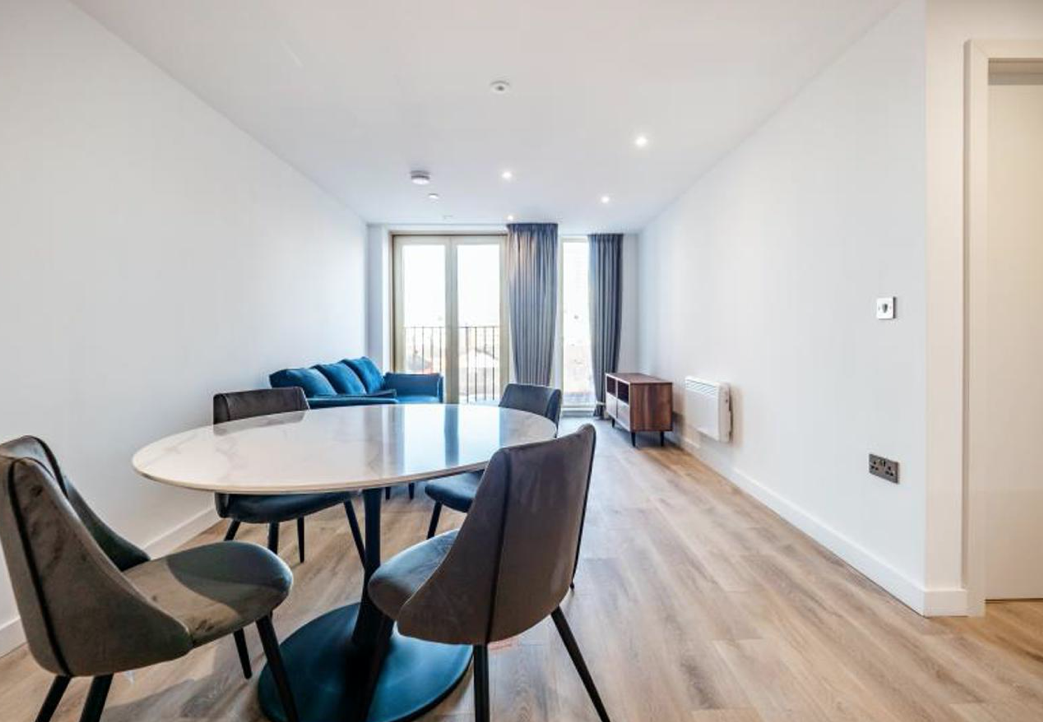 1 bedroom apartment at The Quarters - Image 4