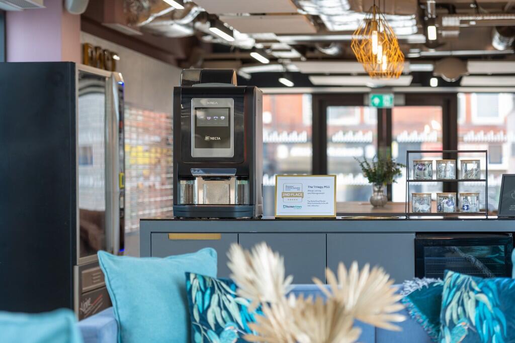 3 bedroom apartment at The Trilogy - Image 16