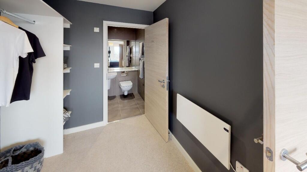 3 bedroom apartment at The Trilogy - Image 12