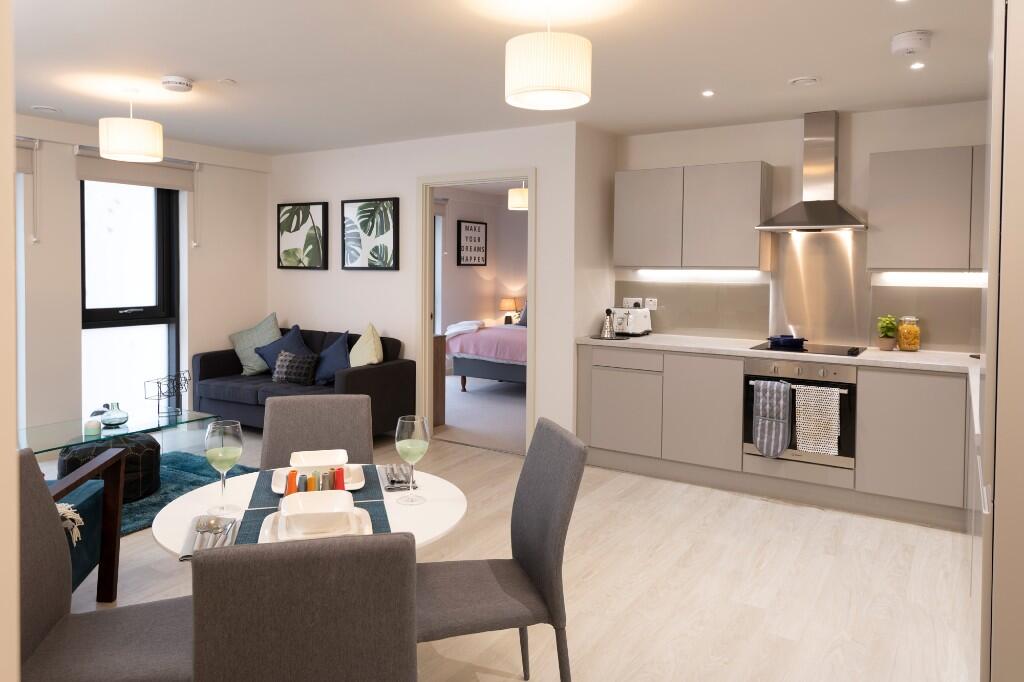 3 bedroom apartment at The Trilogy - Image 12