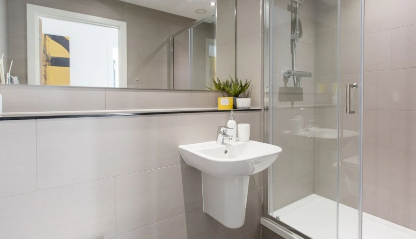 3 bedroom apartment at Vox - Image 13