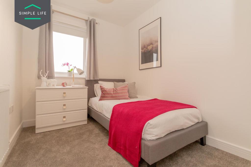 3 bedroom house at Bracken Grange - Image 3