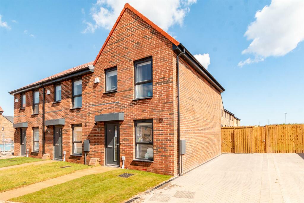 2 bedroom house at Bracken Grange - Image 16