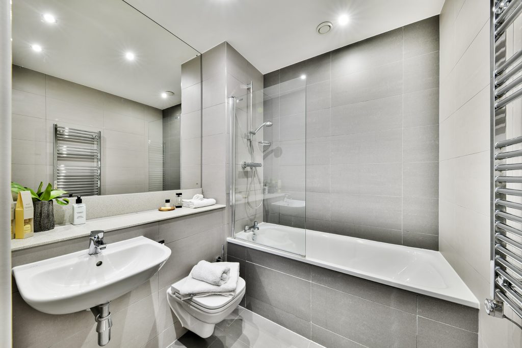 1 bedroom apartment at Broadside - Image 26