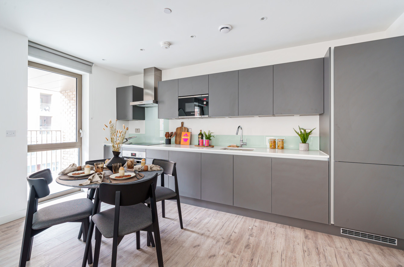 3 bedroom apartment at Anchor's Point - Image 3